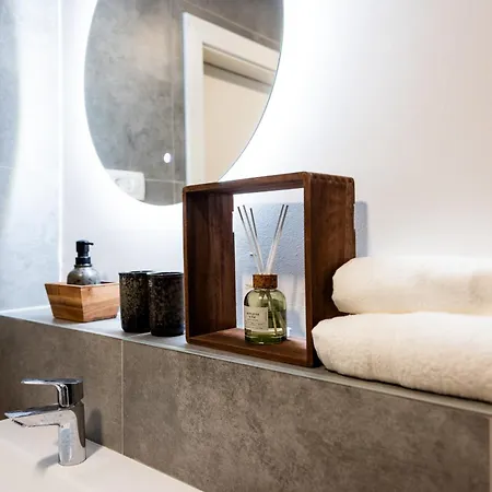 Luxury House Ii With Jacuzzi