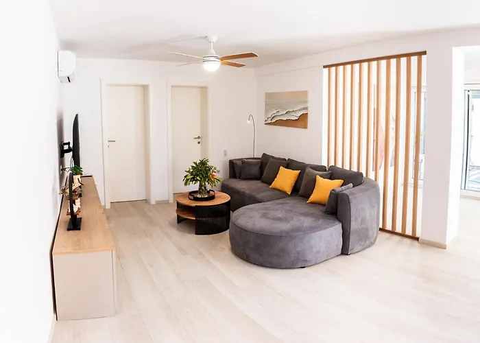 Ferienhaus Luxury House Ii With Jacuzzi Mandre