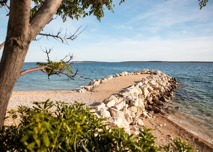 Luxury House Ii With Jacuzzi בית נופש מאנדרה