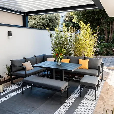 Luxury House Ii With Jacuzzi Feriehus Mandre