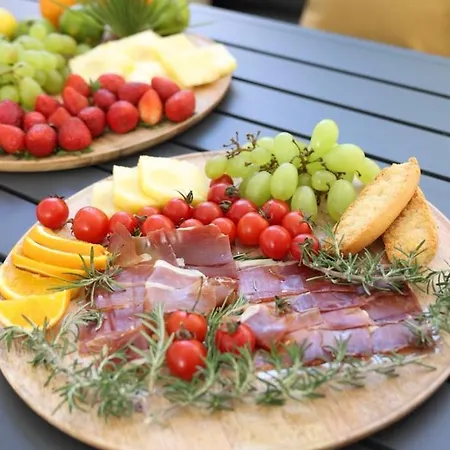 Luxury House Ii With Jacuzzi Mandre