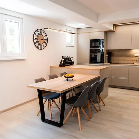 Feriehus Luxury House Ii With Jacuzzi *