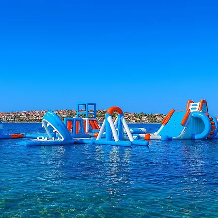 Luxury House Ii With Jacuzzi