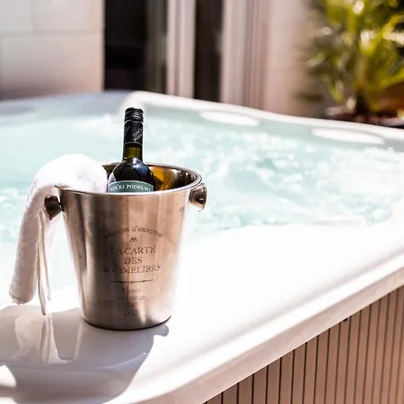 Luxury House Ii With Jacuzzi Feriehus *