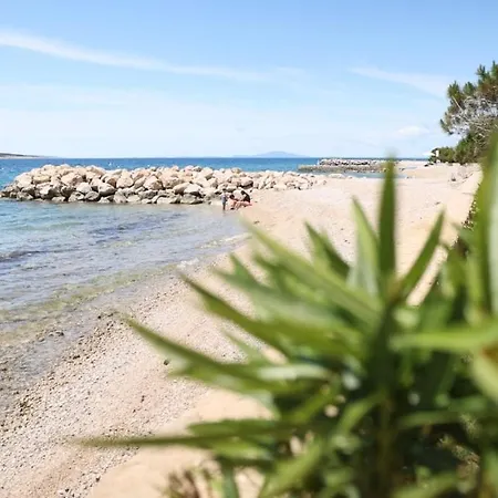 Feriehus Luxury House Ii With Jacuzzi Mandre