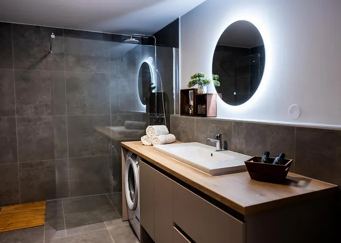 Luxury House Ii With Jacuzzi Mandre